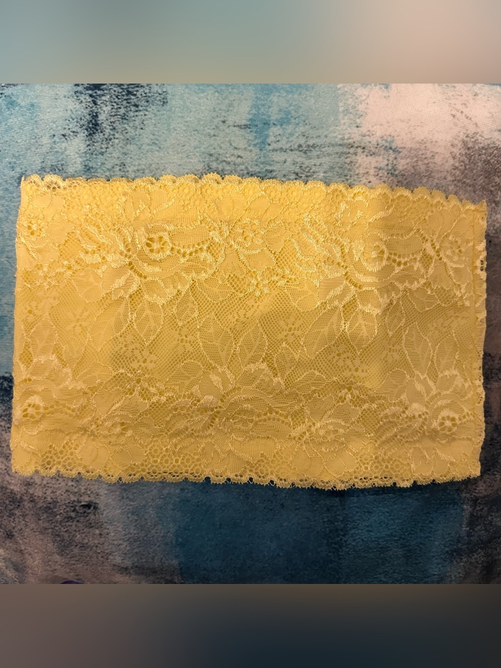Zenana Outfitters Yellow Lace Bandeau